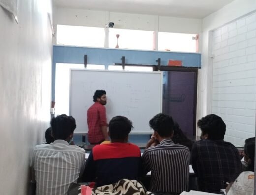 AIMS ACADEMY THODUPUZHA ( Admission Guidance & Career Guidance )