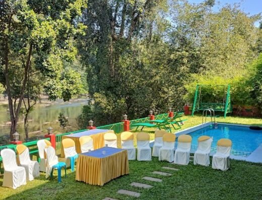 Falcon Resort