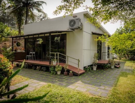 Ginger Villa