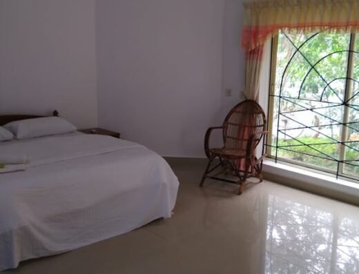 Peninsular Woods Resort