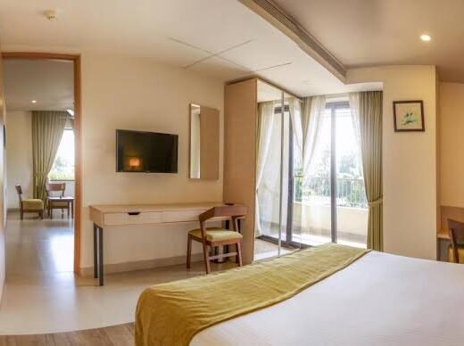 Raj Riveria Hotel