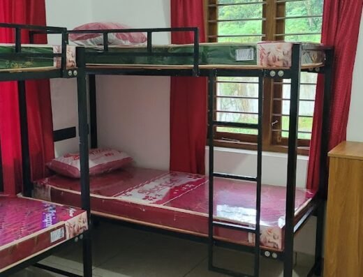 LJ Lady’s Paying guest Accomodation