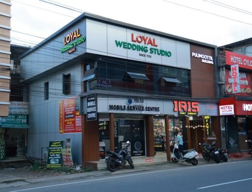 LOYAL WEDDING STUDIO