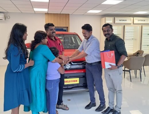 Maruti Suzuki ARENA (Popular Vehicles and Services, Thodupuzha, MVP Road)