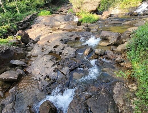 Njandirukki Waterfalls