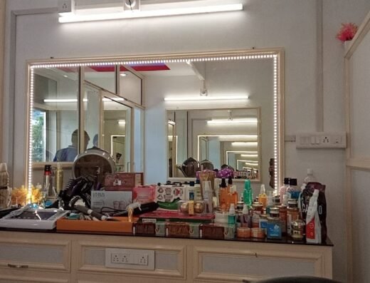 Queen Bee Beauty Clinic & Makeup Studio – Thodupuzha, Vengalloor