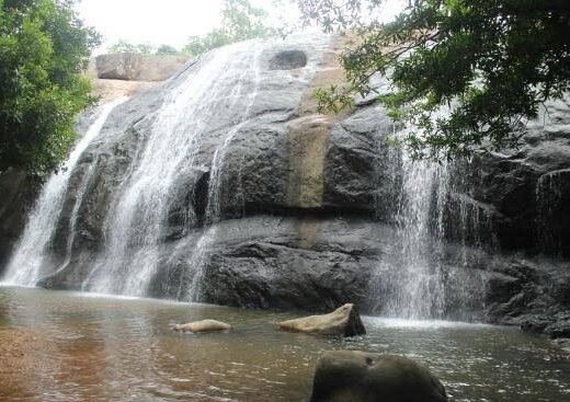 Thommankuthu Waterfalls