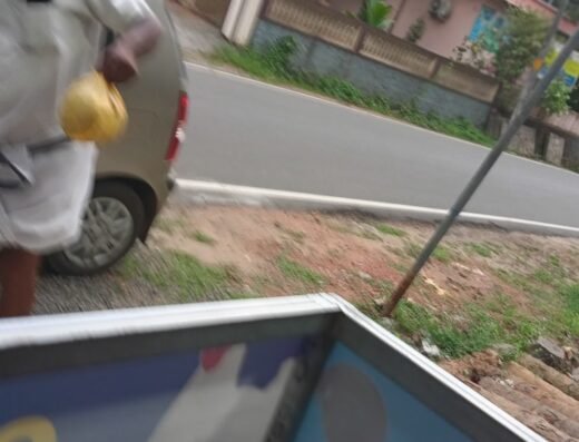 കല്ലുംപുറത്ത് ചിക്കൻ & മീറ്റ് ഹബ്ബ്